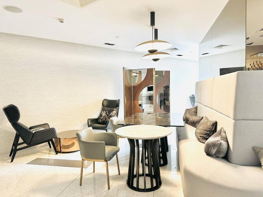 The At Acqua Novotel Tower 2 Apartment Manila
