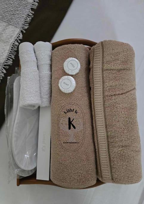 Apartment Sleep With Me Cozy Near Araneta Center *