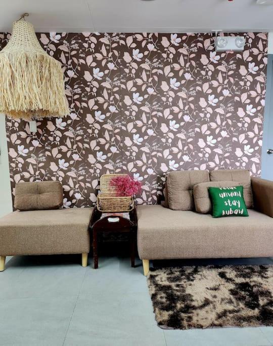 Apartment Sleep With Me Cozy Near Araneta Center