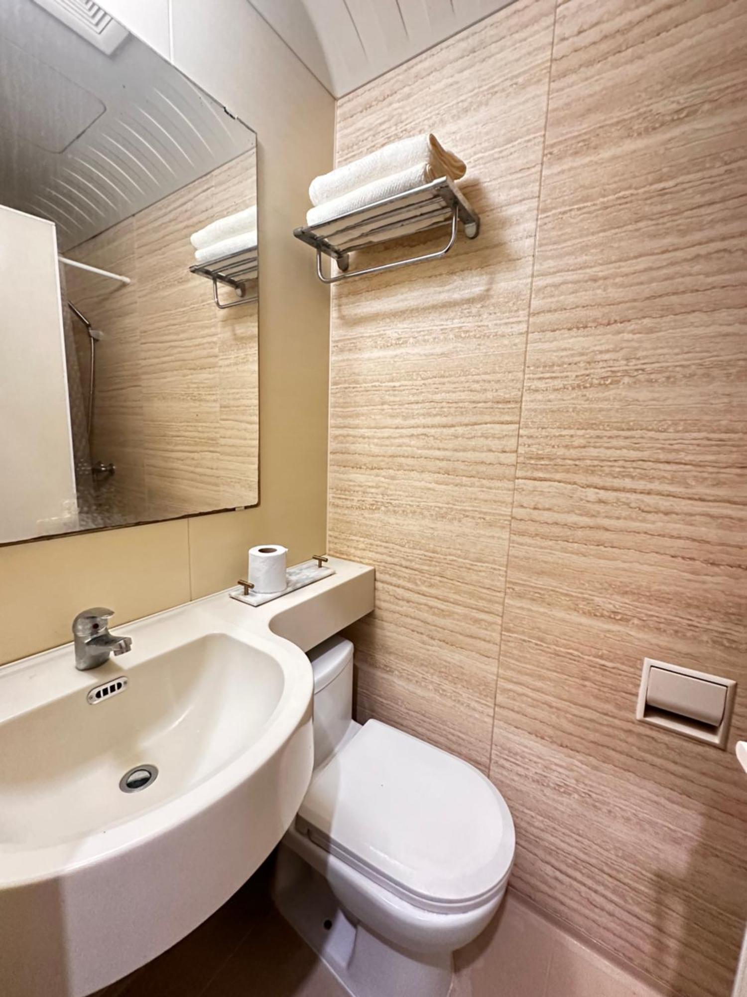 S&rs Place Space Taft Manila