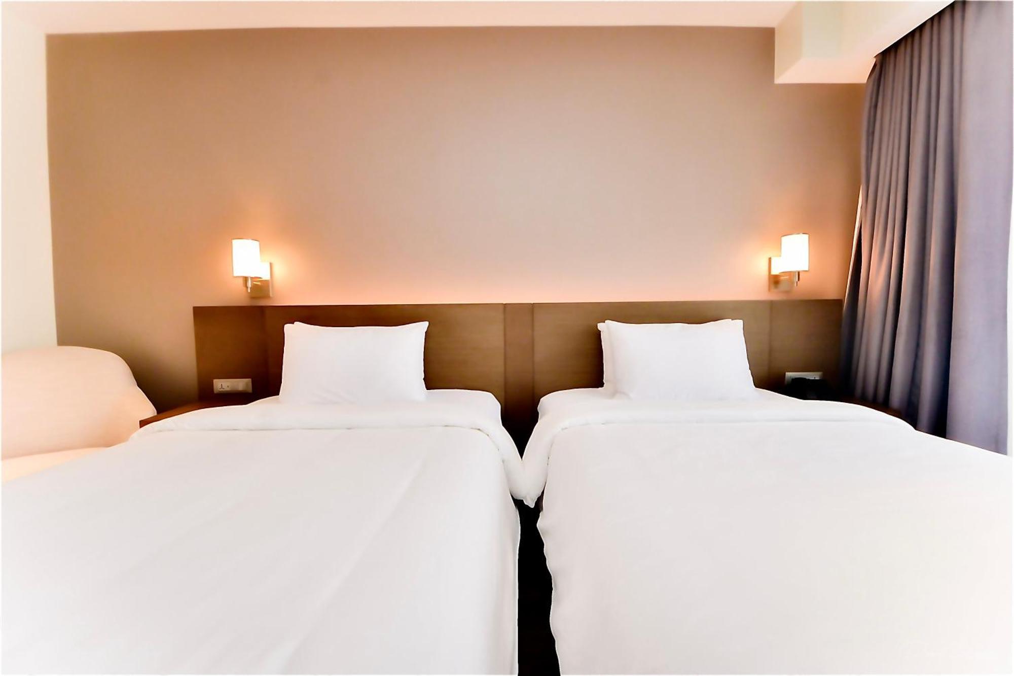 The At Acqua Novotel Tower 2 Apartment