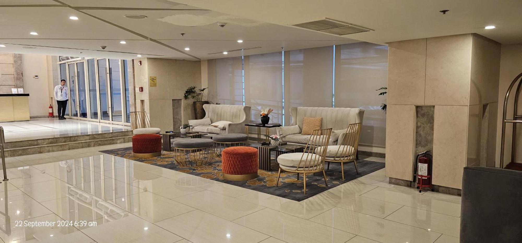 Makati Bliss - Cozy Urban Retreat Apartment