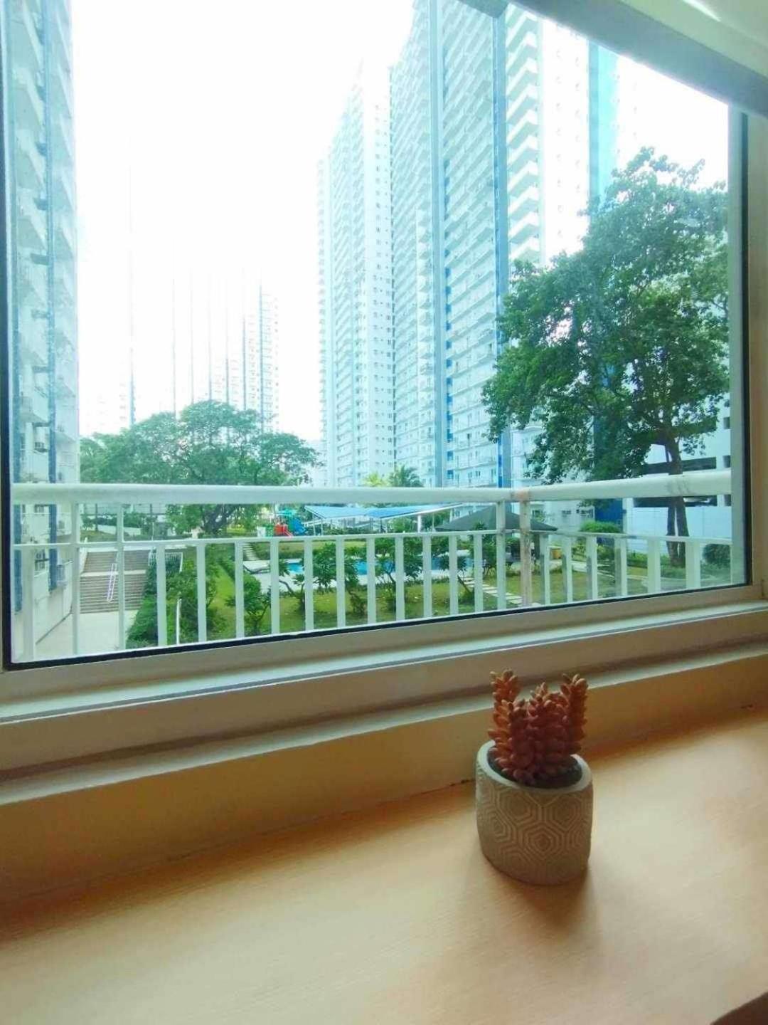 Grass Residences By Casa Stellar Manila