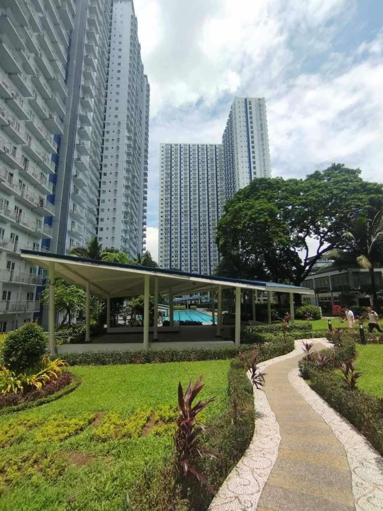 Grass Residences By Casa Stellar Apartment