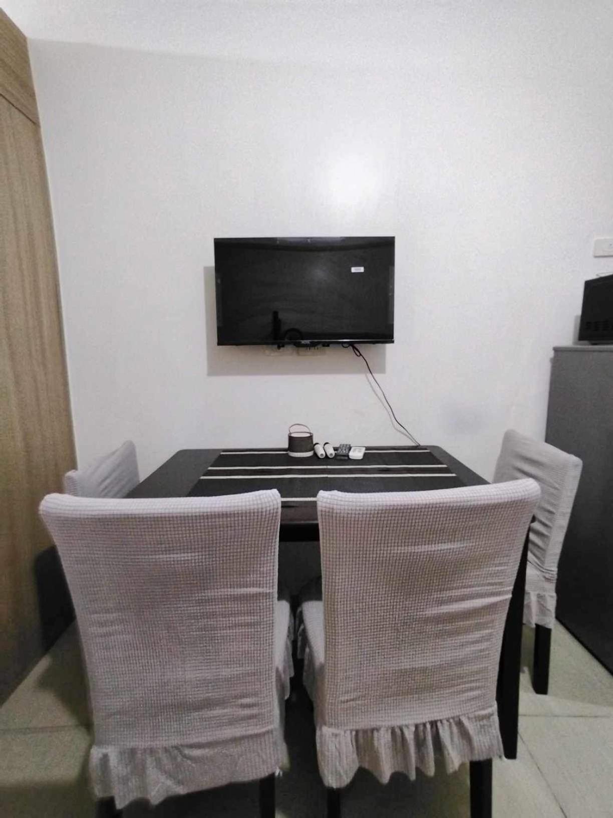 Shore 1 Residences - 1 Bedroom With Balcony Apartment Manila