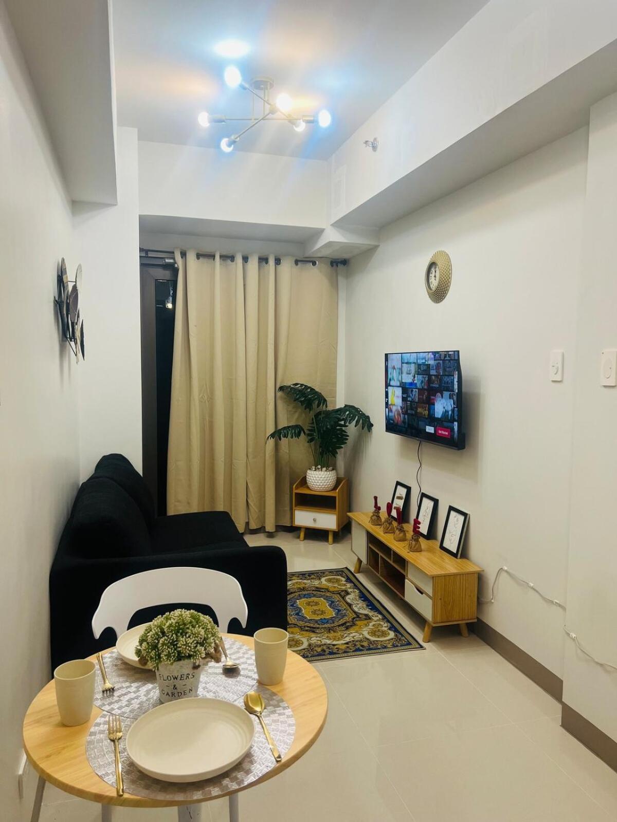 Cozy Near Mall Of Apartment