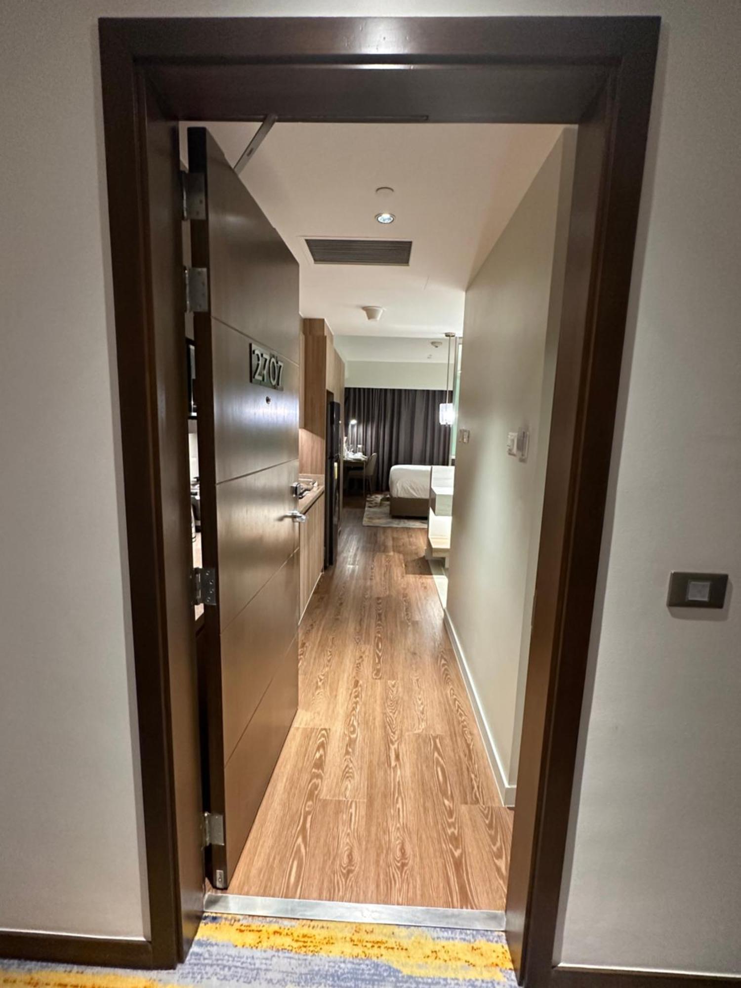 Apartment Standard Rockwell Skylineview King By Premiumstayph