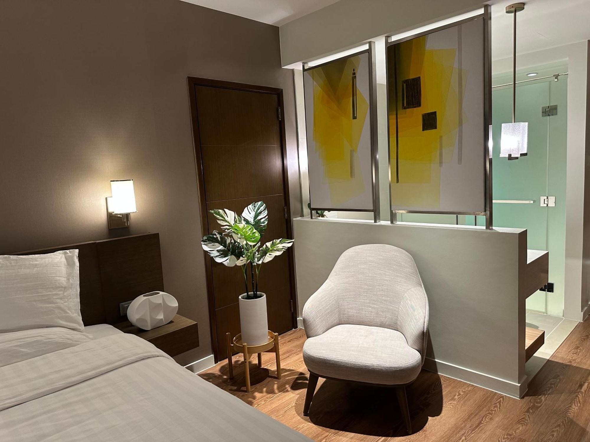Standard Rockwell Skylineview King By Premiumstayph Apartment *