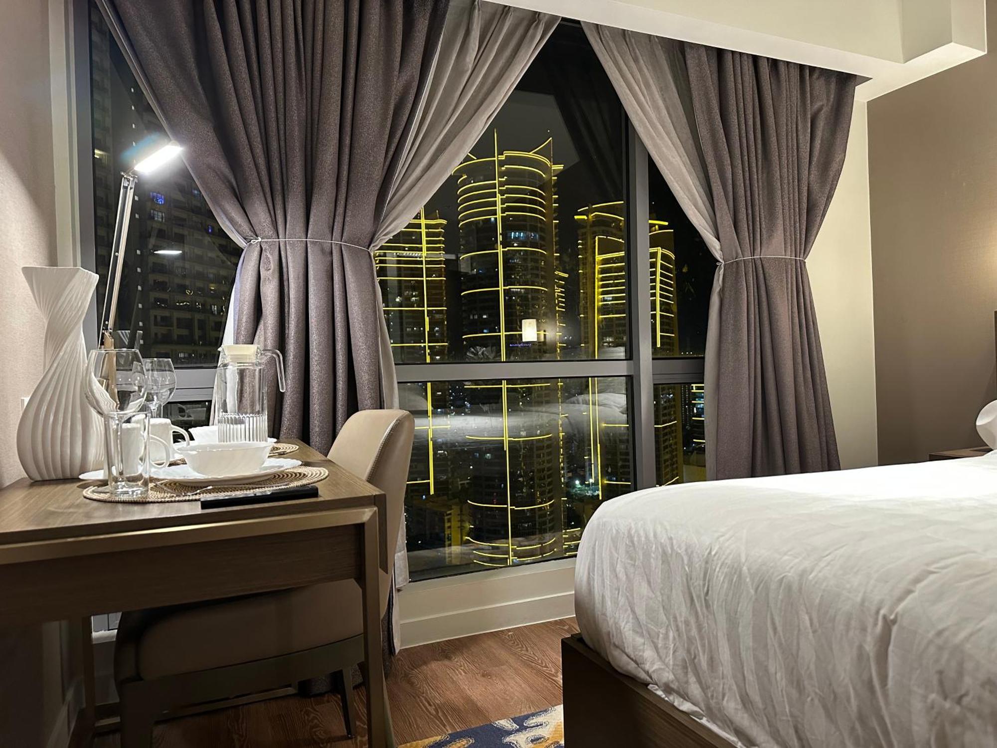 Standard Rockwell Skylineview King By Premiumstayph Apartment