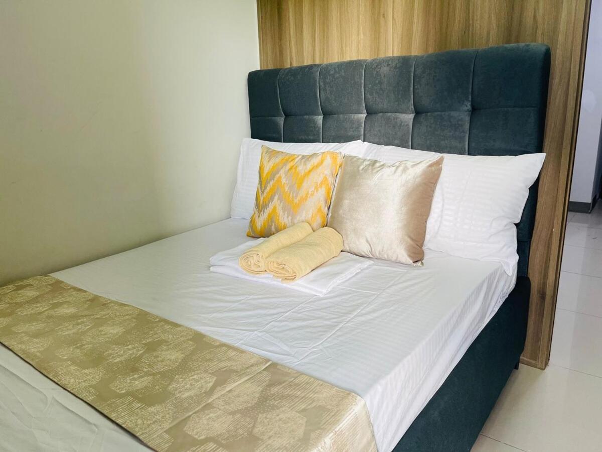 Apartment 1126 S Residences Smdc Near W Mall & Moa By Prime