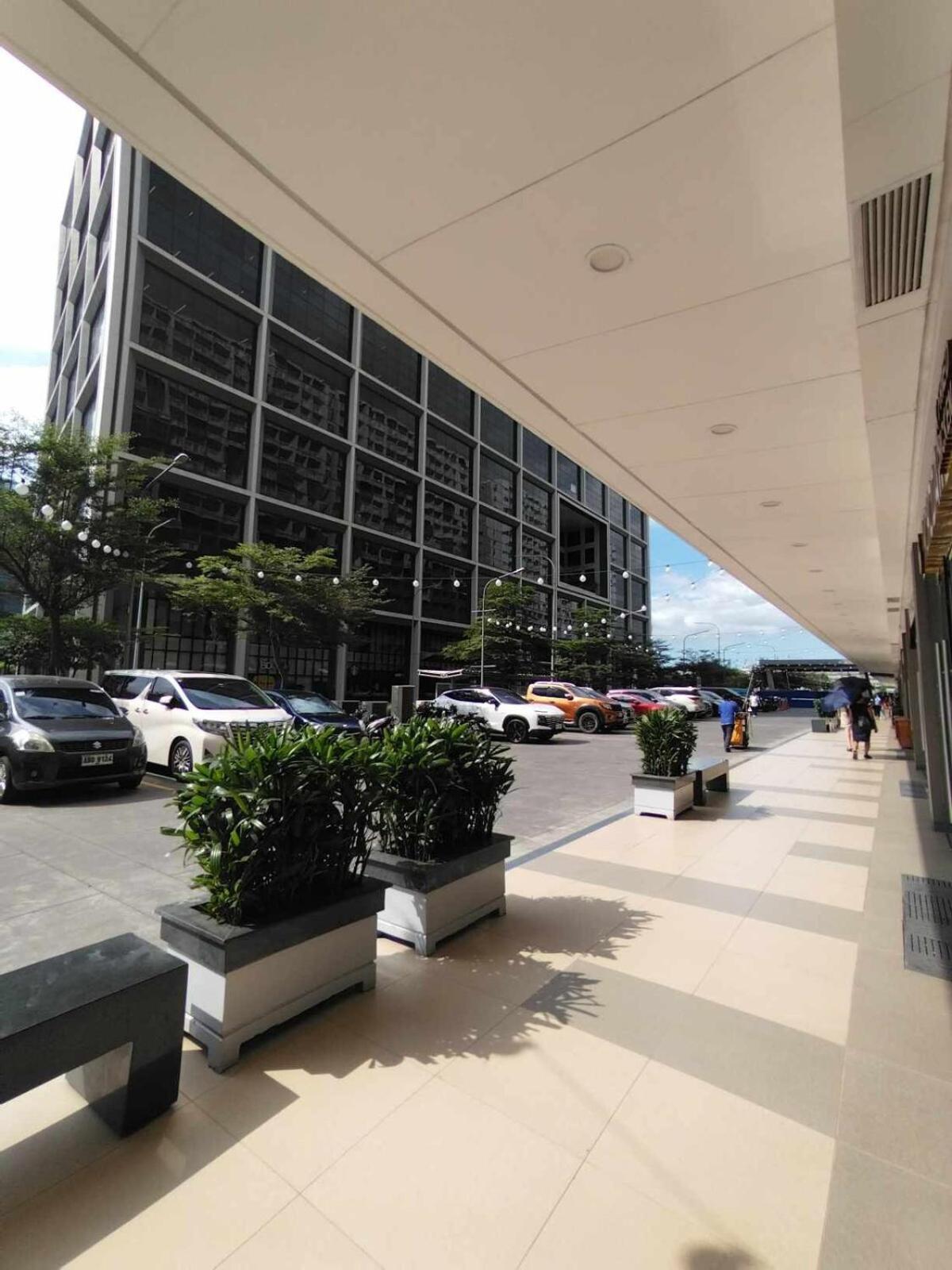 Apartment Shore 1 Residences Two Bedroom - Pool View *