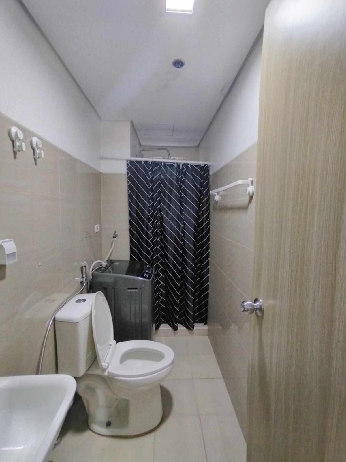 Apartment Shore 1 Residences Two Bedroom - Pool View