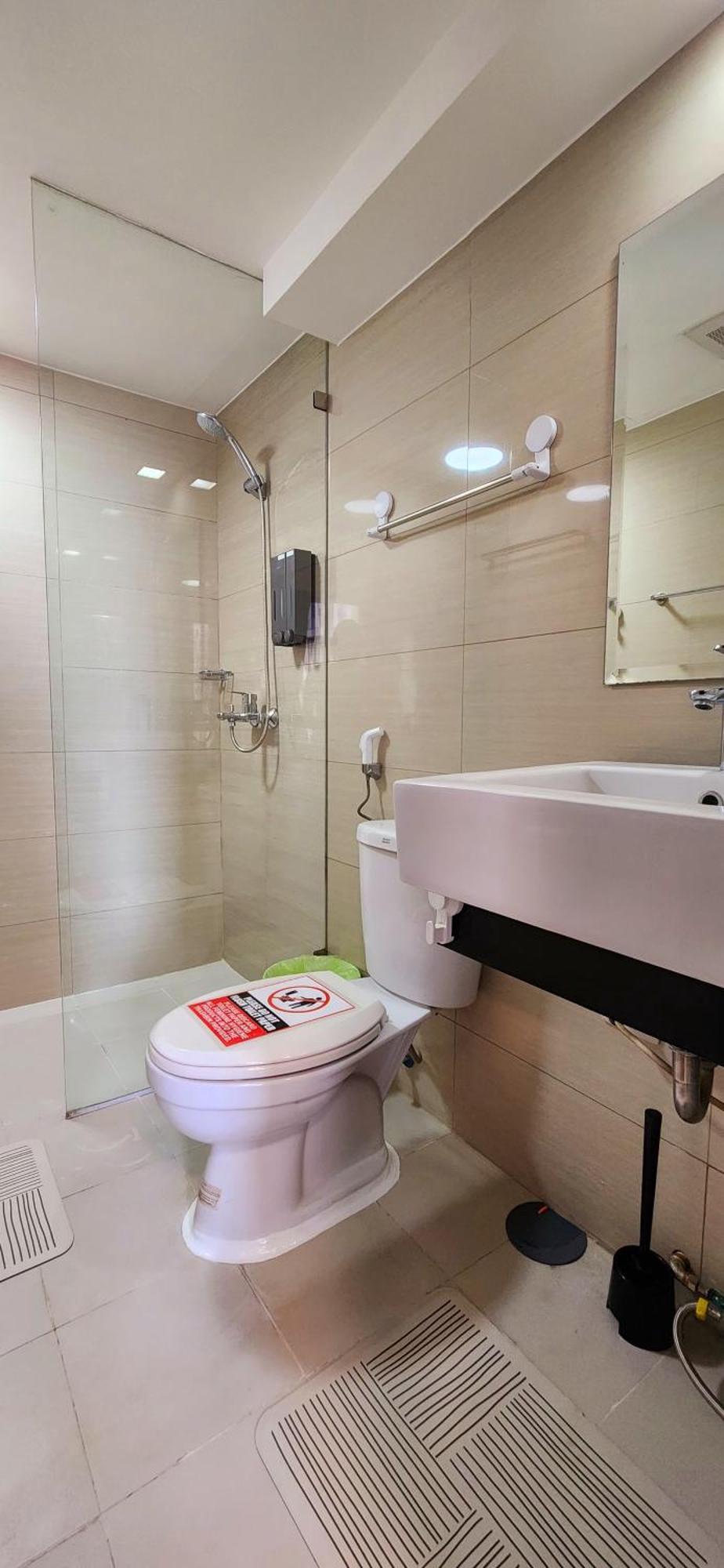 Cozy Family 8 Mins Walk To The Venice Grand Canal Mall Manila
