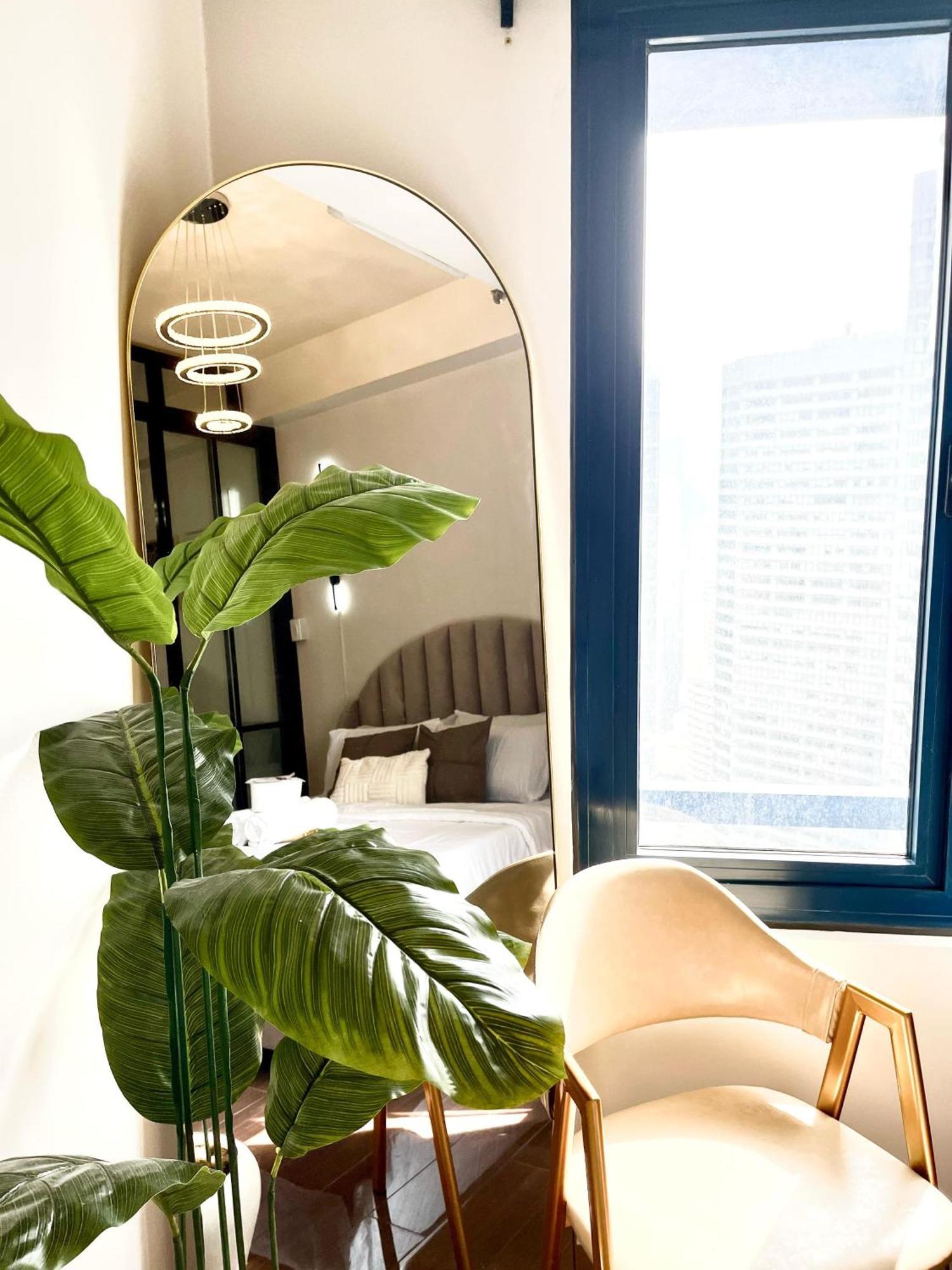 Air Residences - Elevate Escapes Makati, Location Manila