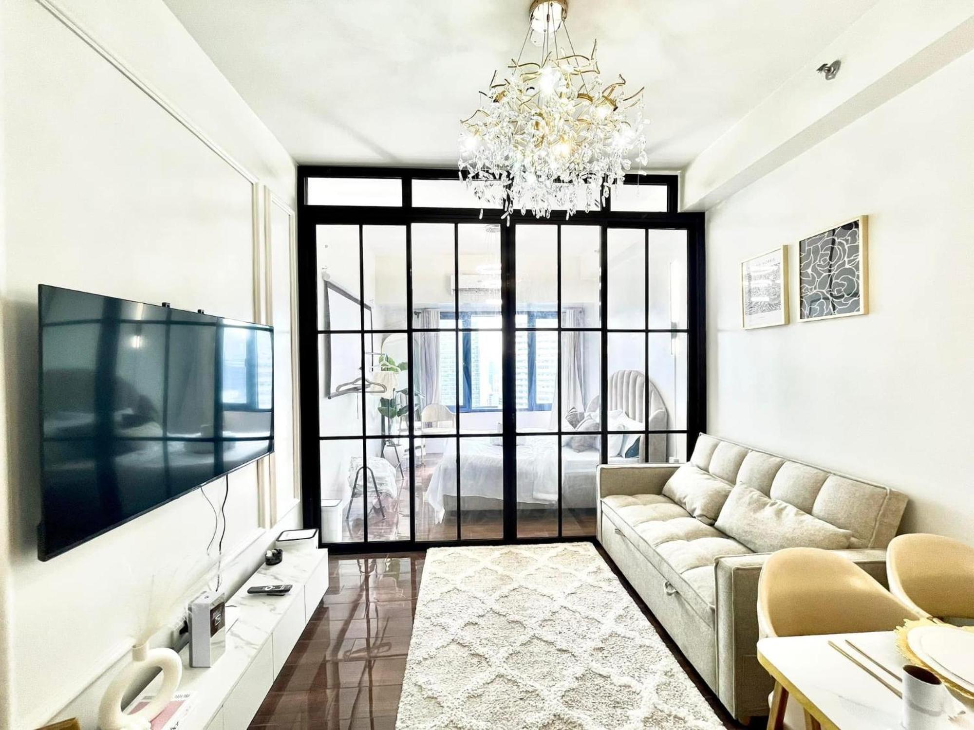 Air Residences - Elevate Escapes Makati, Location