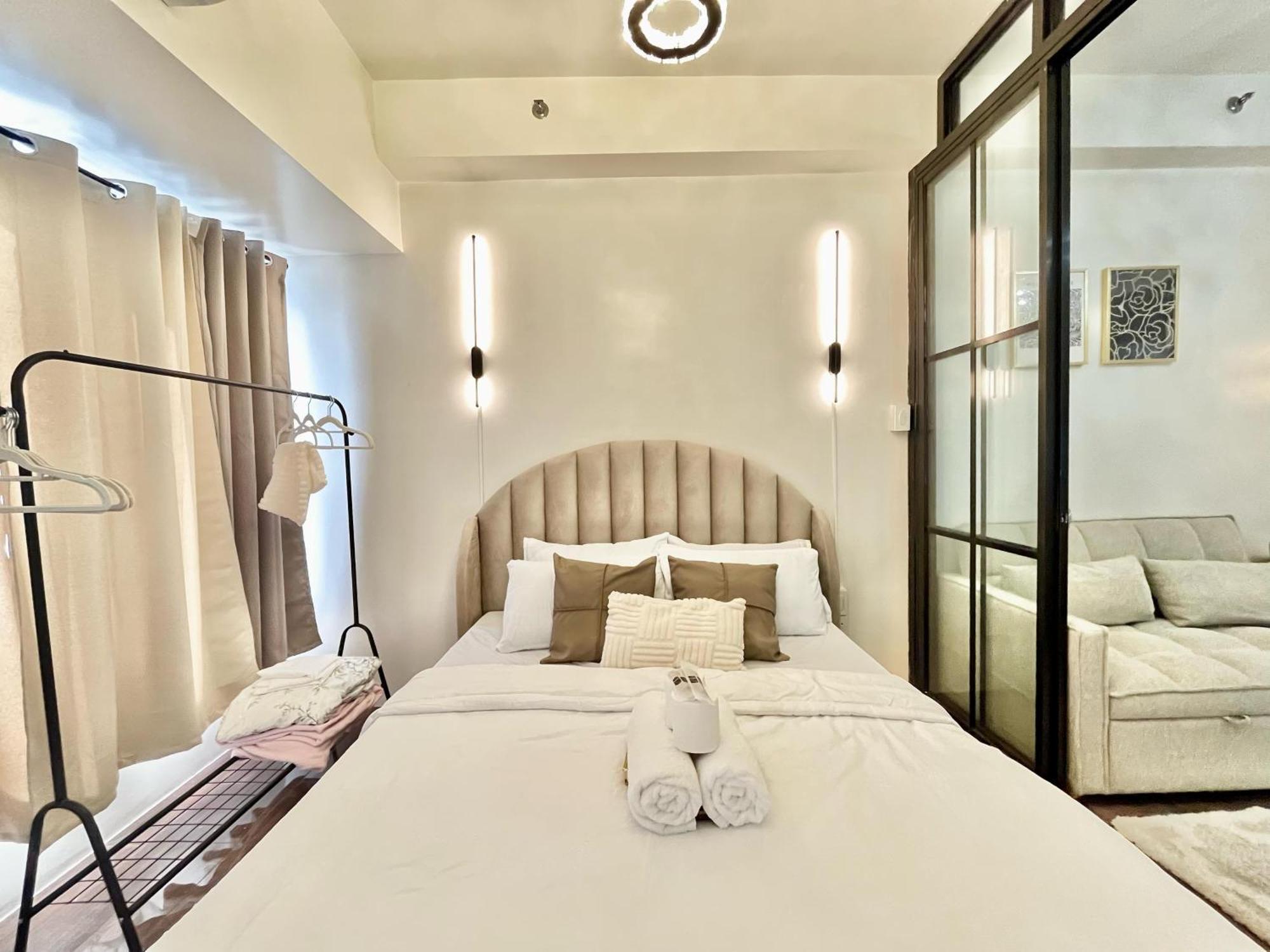 Air Residences - Elevate Escapes Makati, Location *