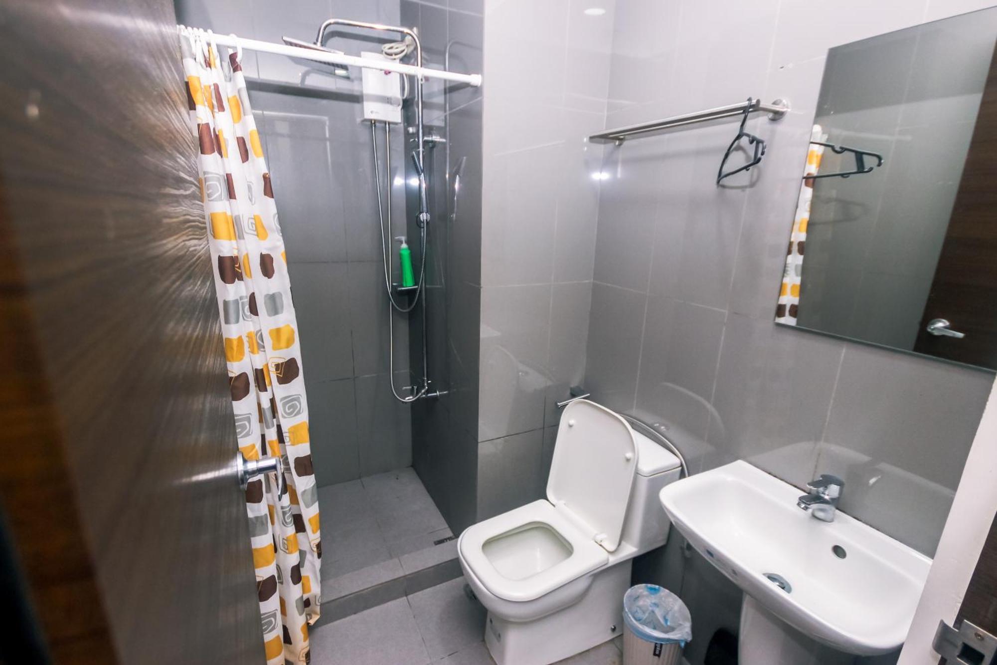 2 Bedroom Makati Urban Playground Air Gym Swim Park 1949 Apartment Manila