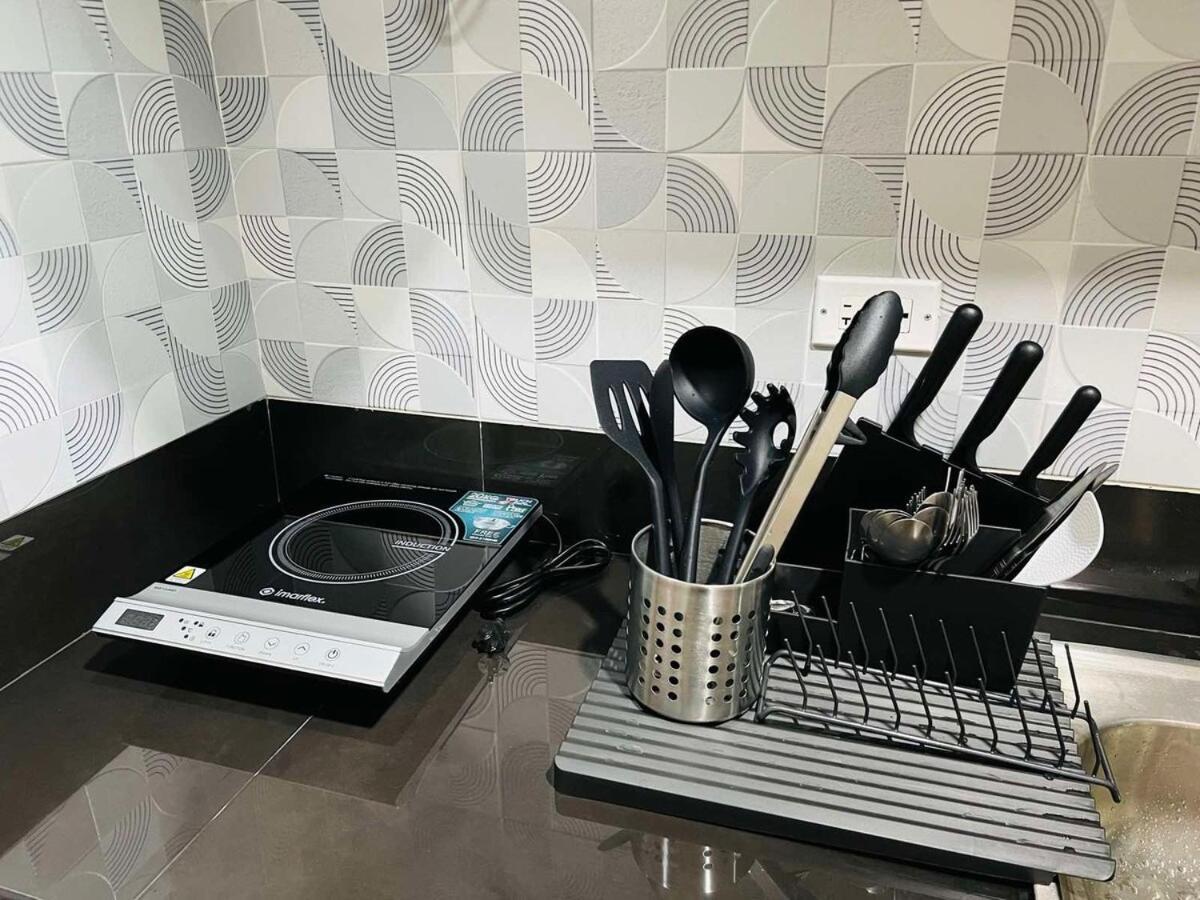 1br Luxury Bed, Movie Room, Swimming Pool Access Apartment