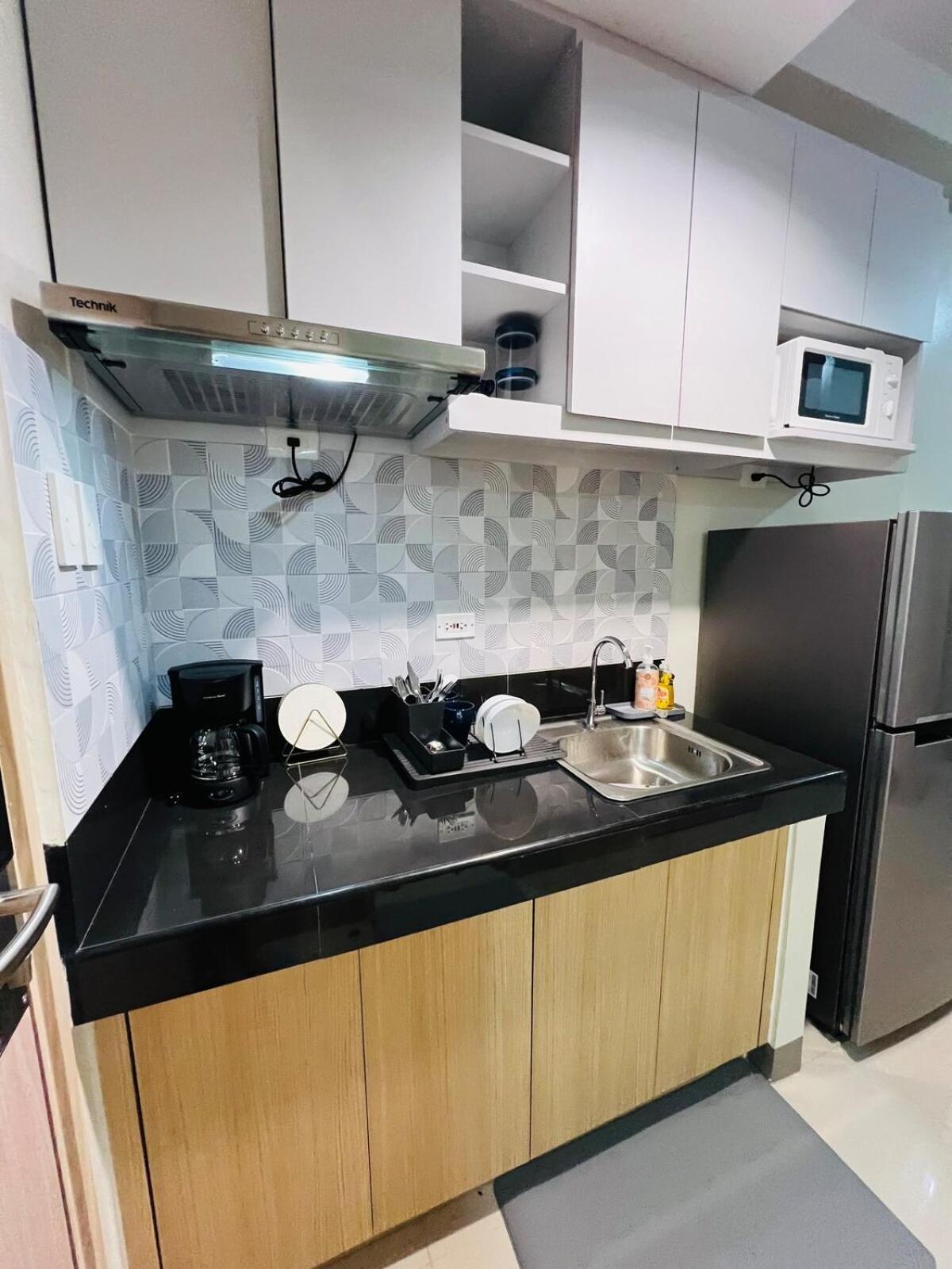 1br Luxury Bed, Movie Room, Swimming Pool Access Manila