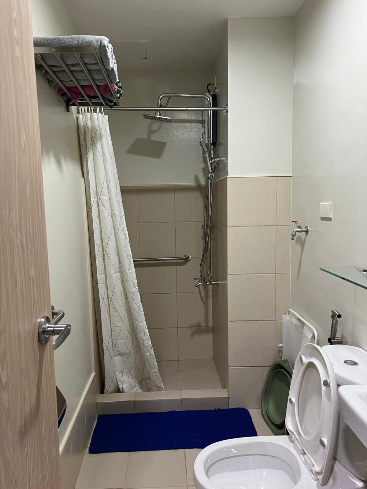 Apartment 1br Luxury Bed, Movie Room, Swimming Pool Access