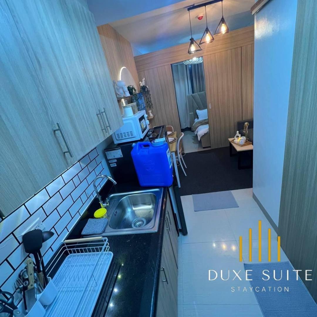 Walking Distance To Moa - Duxe Staycation6 Manila