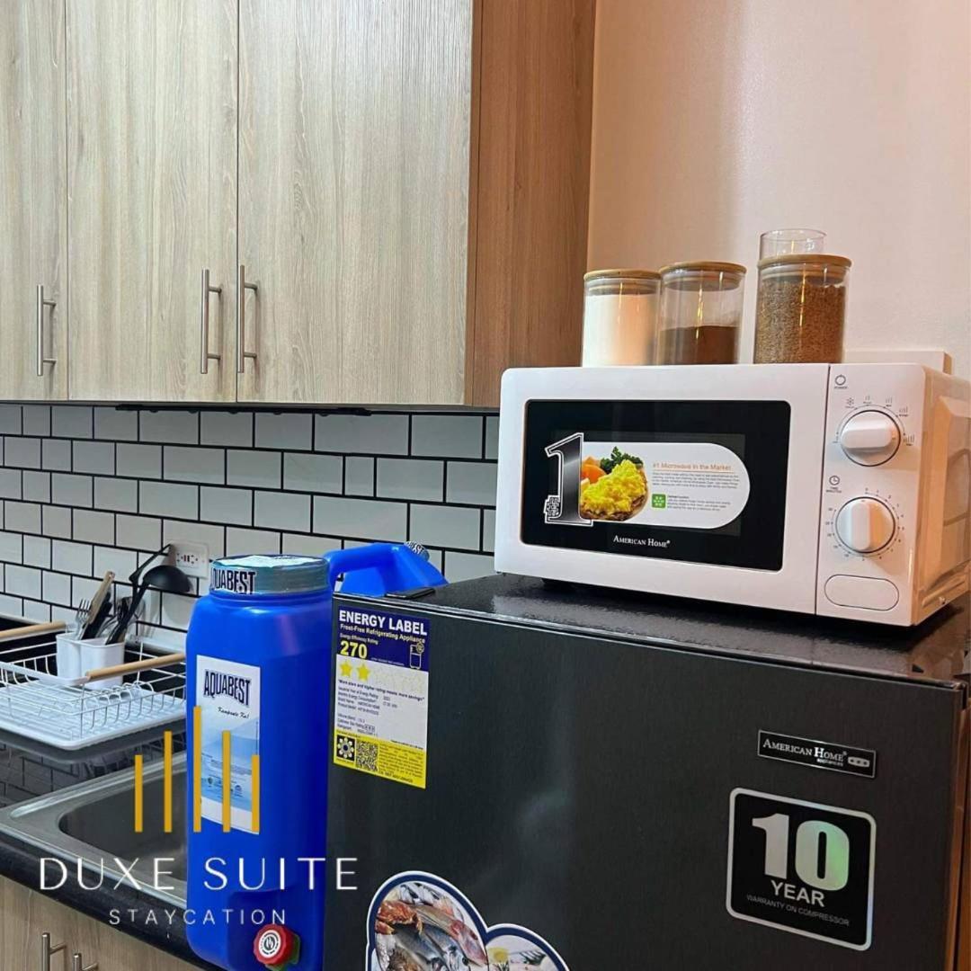 Walking Distance To Moa - Duxe Staycation6 * Manila