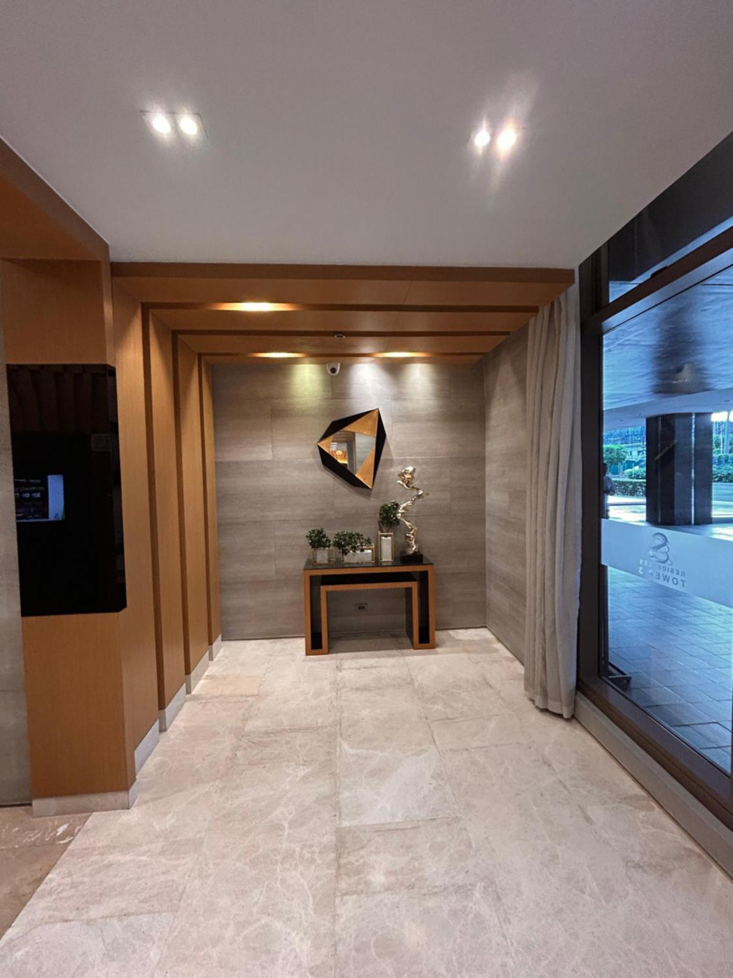 Aparthotel S Residences, Tower-3 *