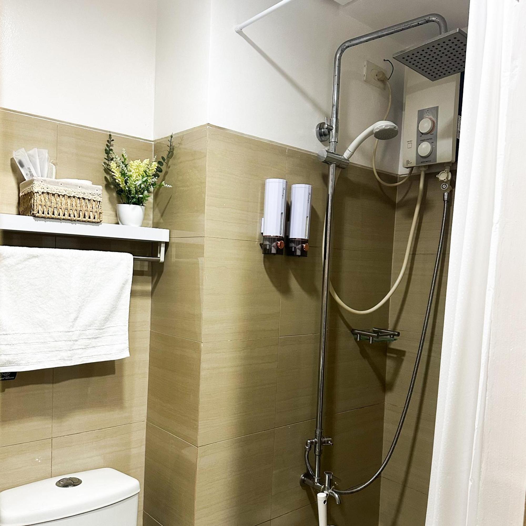Apartment Crizzy's Hub Crizel At Shore Residences *