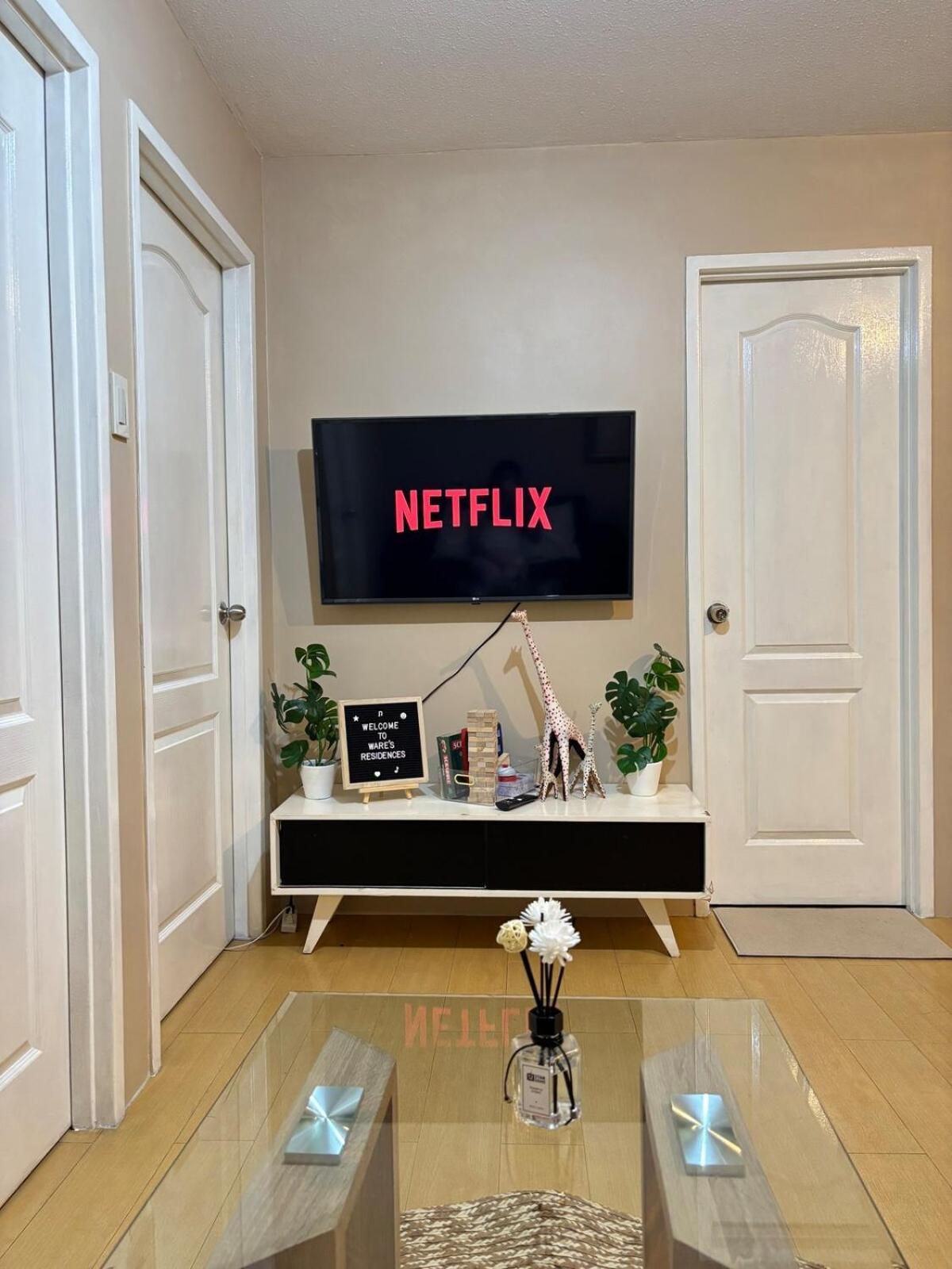 Cozy 2br Free Pool Access Apartment *