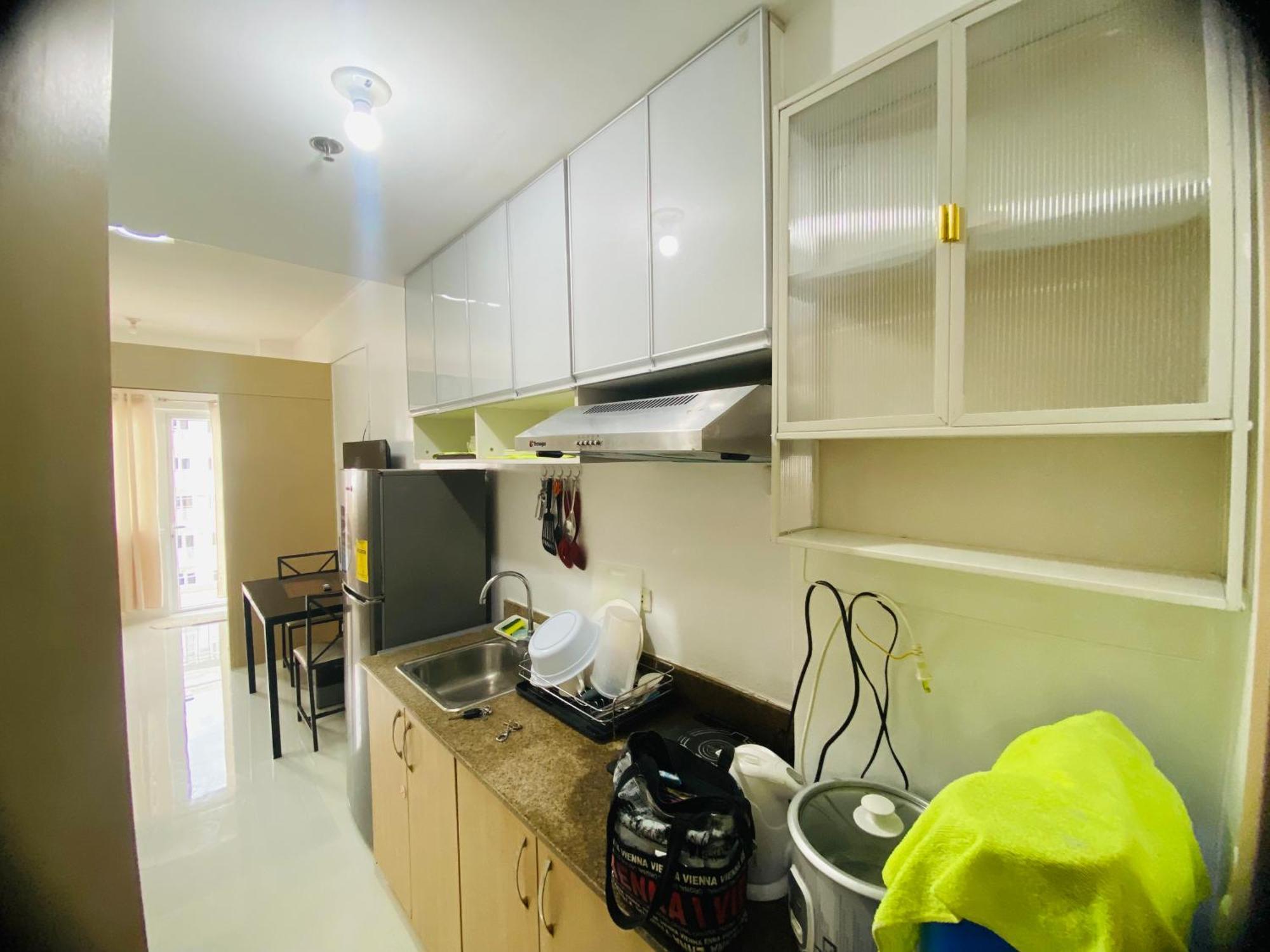 Field Residences 1bedroom Condo-free Wifi, Near In Naia Terminal *