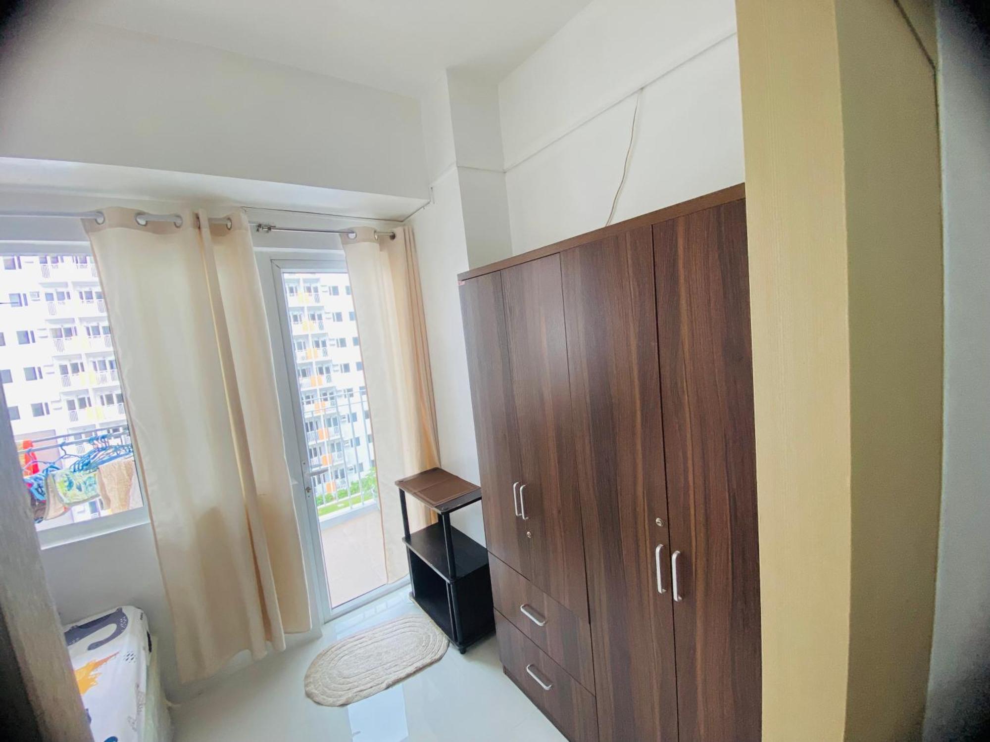 Field Residences 1bedroom Condo-free Wifi, Near In Naia Terminal Manila