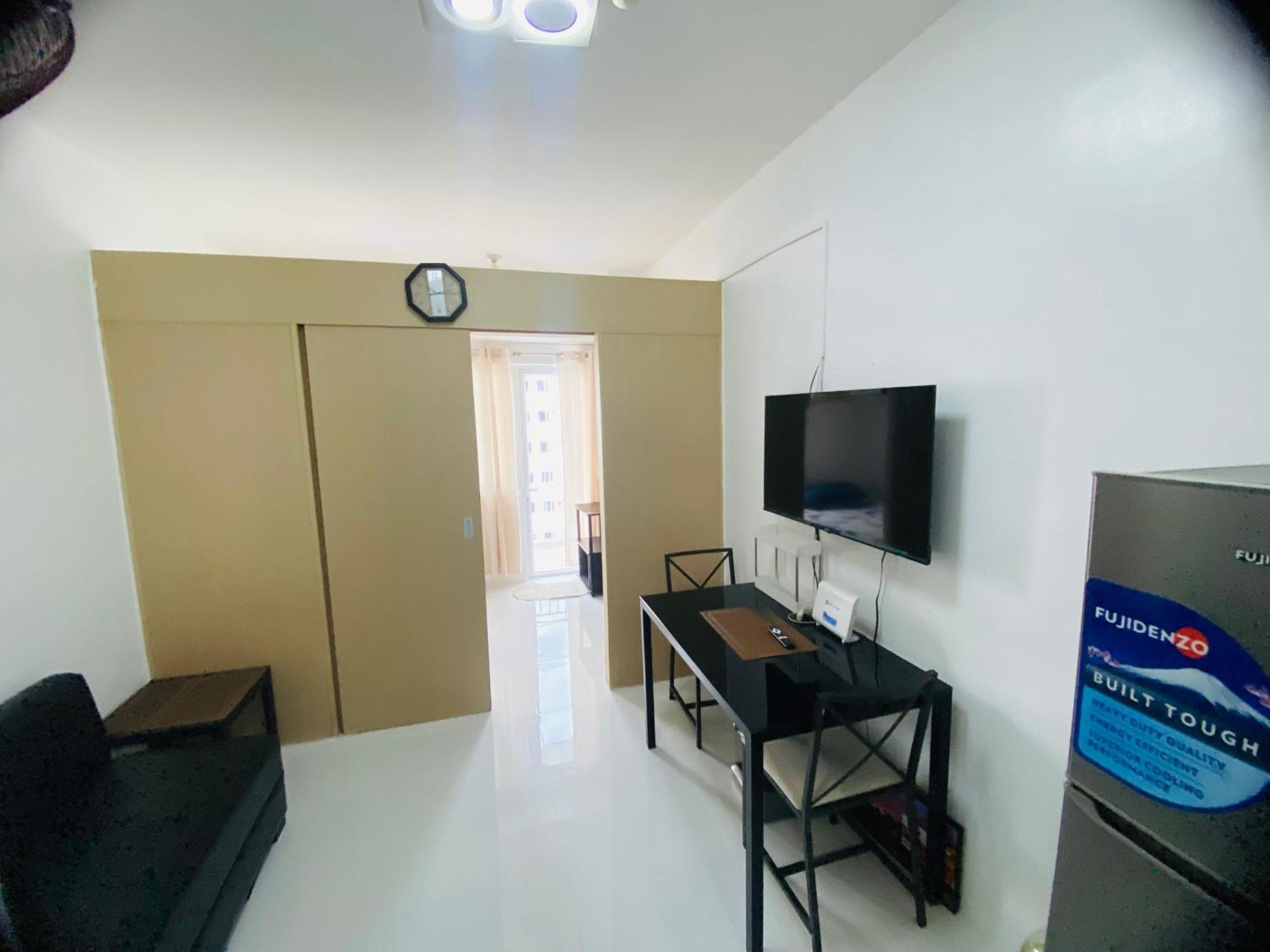 Field Residences 1bedroom Condo-free Wifi, Near In Naia Terminal Inn Manila