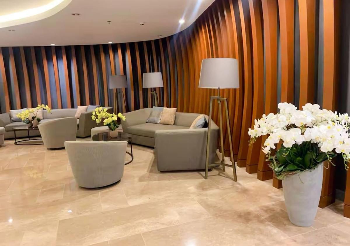 Apartment Shore 2 Residences Moa Naia
