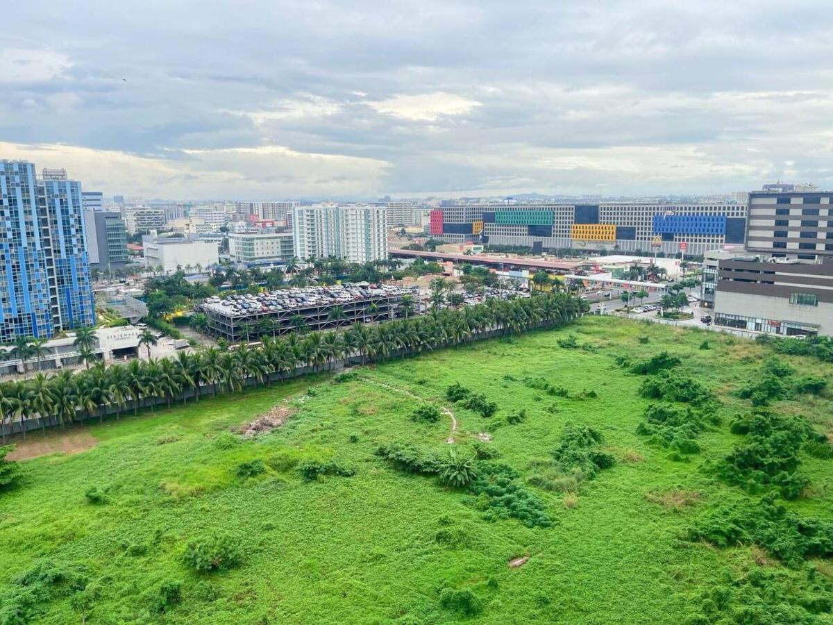 Shore 2 Residences Moa Naia Manila