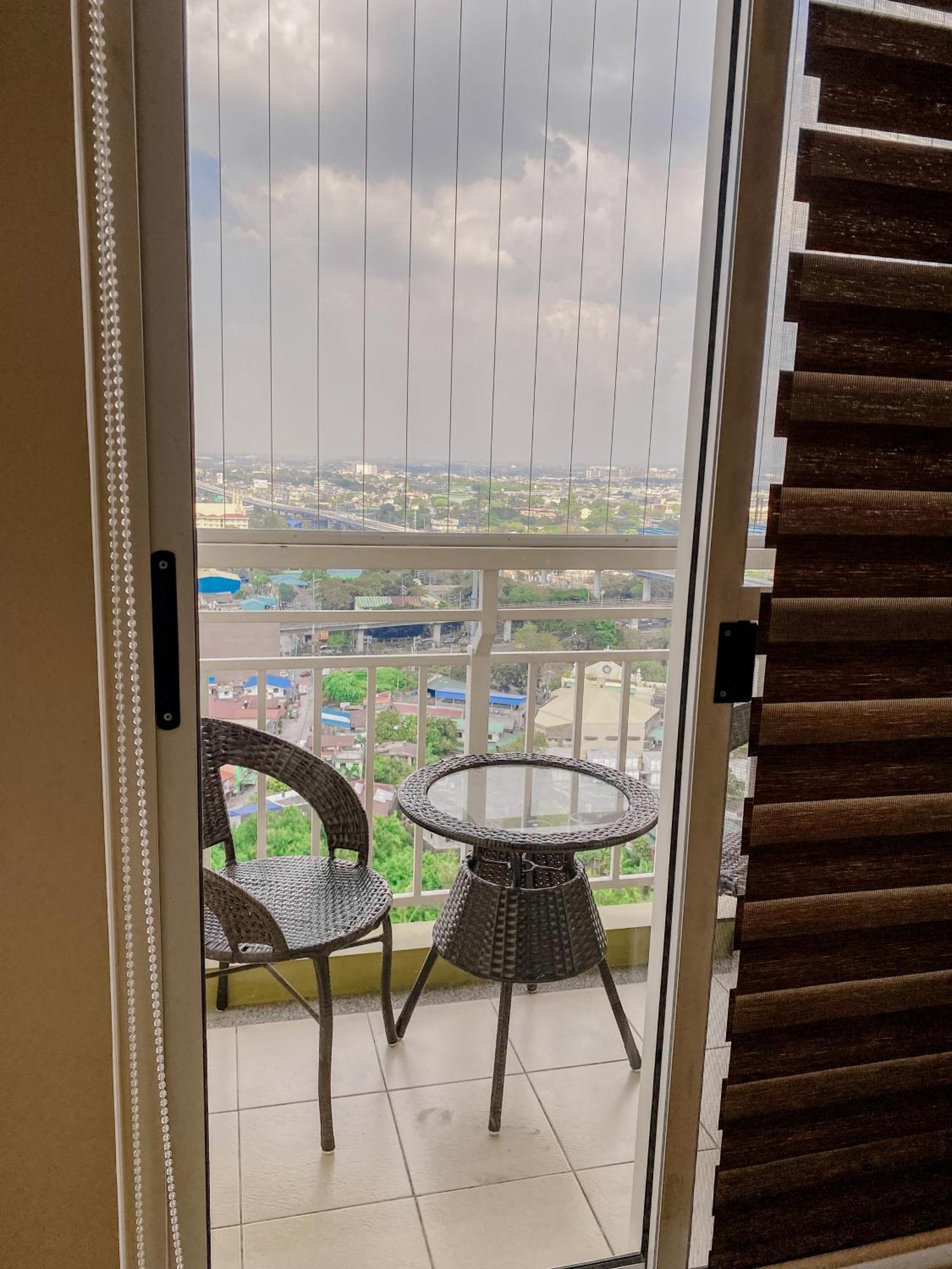 Cityscape At The Celandine Unit 2 Manila