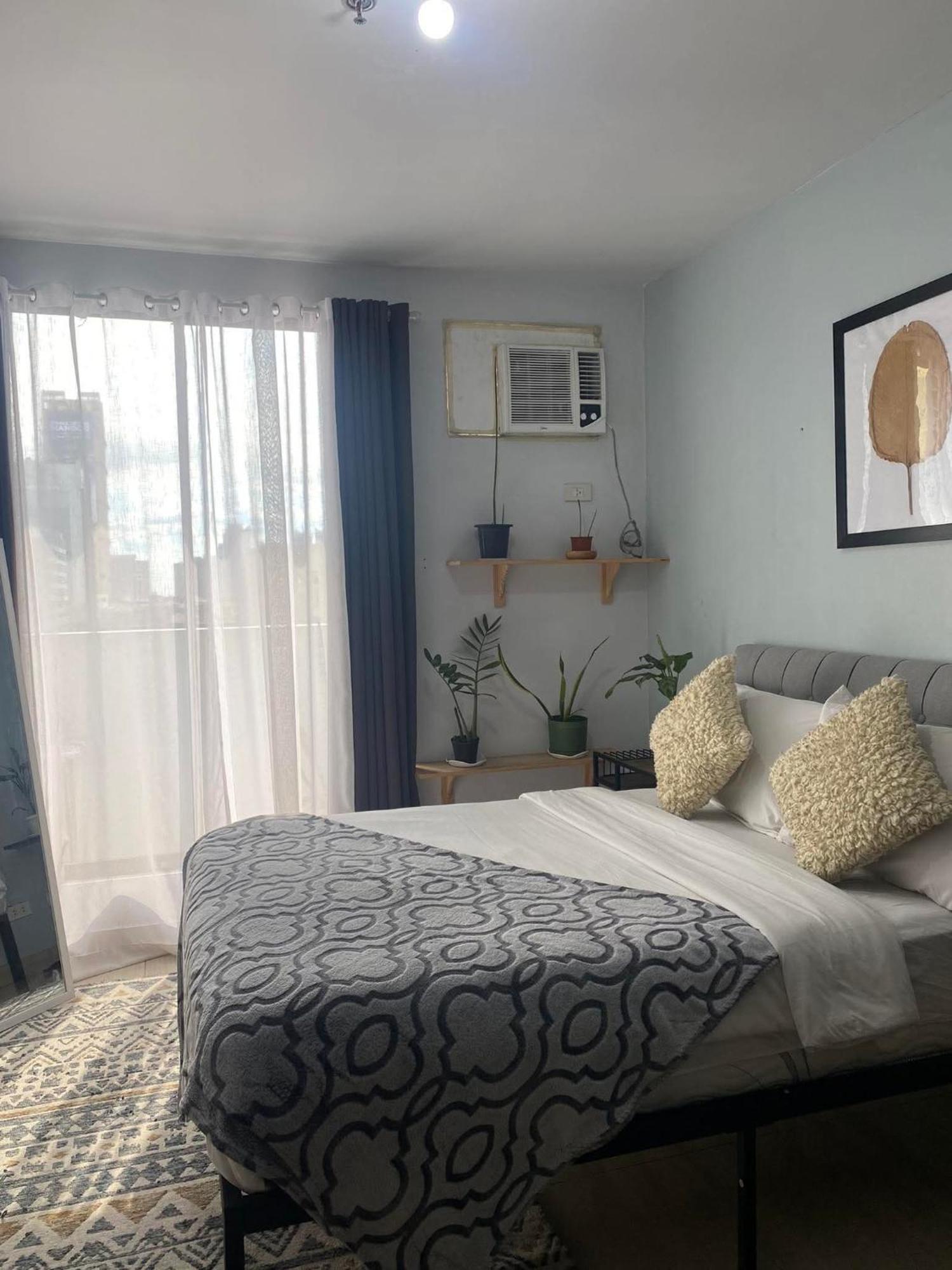 Ohana Buenbyahe Affordable Staycation At F Residences Near At Mrt Shaw Megamall And Starmall Apartment Manila