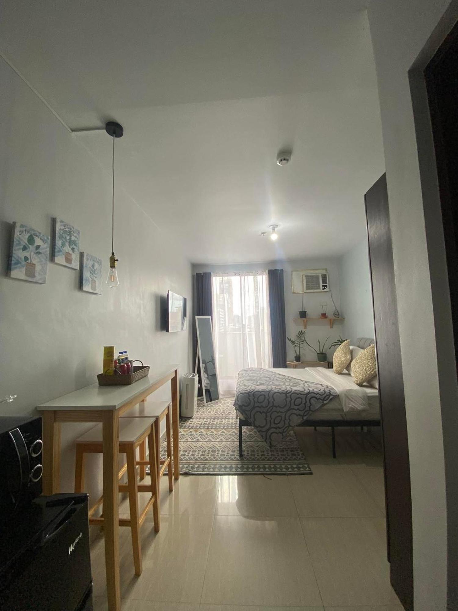 Ohana Buenbyahe Affordable Staycation At F Residences Near At Mrt Shaw Megamall And Starmall