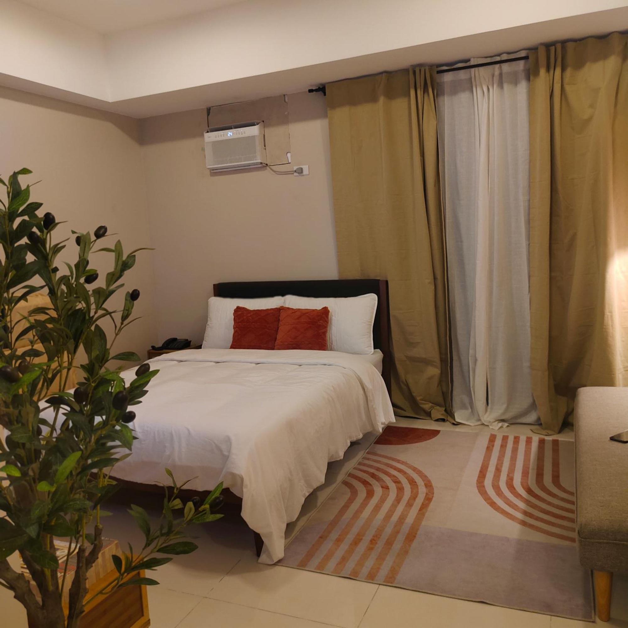 Unit In Manhattan Heights, Cubao