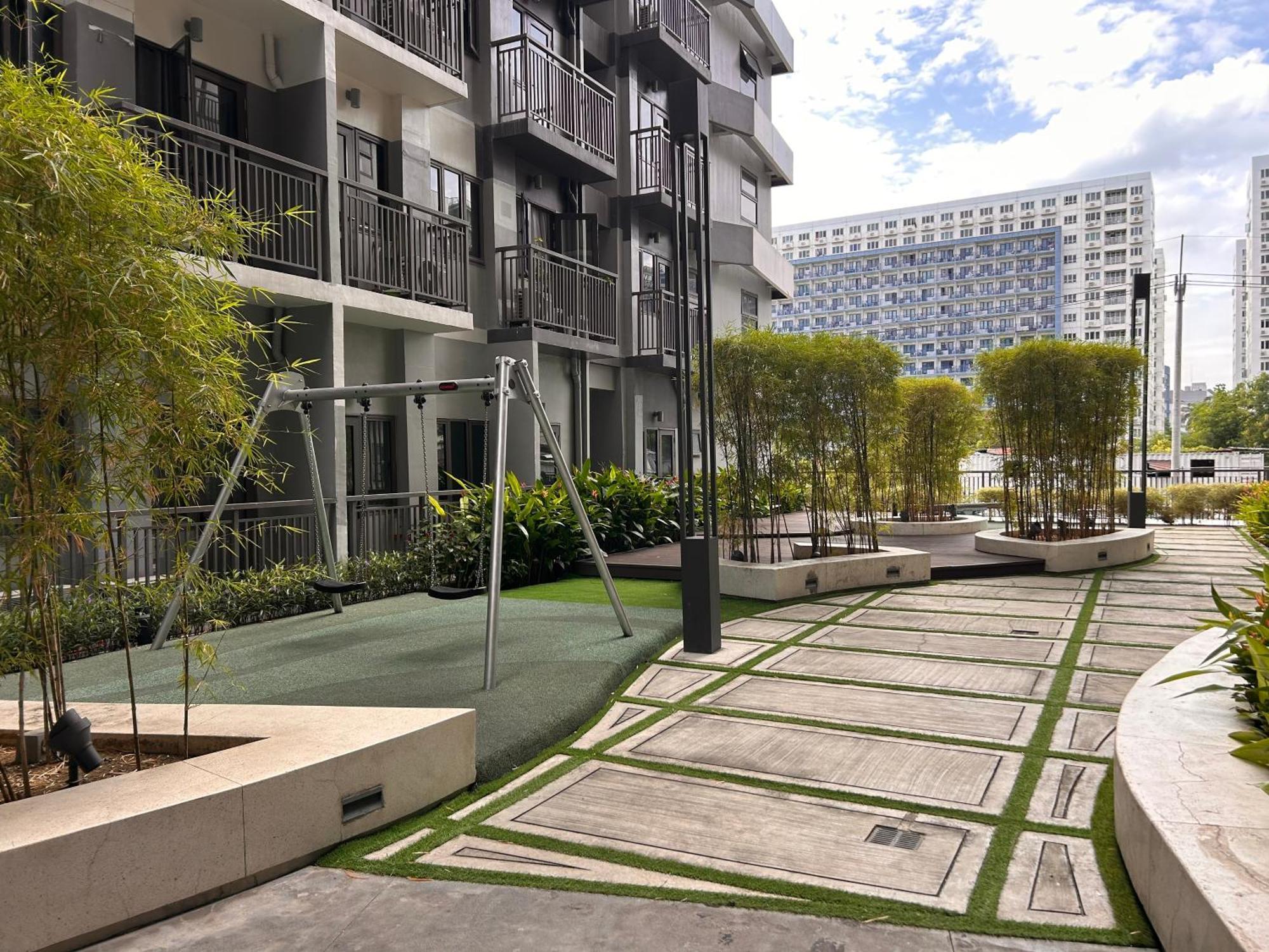 Aparthotel S Residences, Tower-3 *