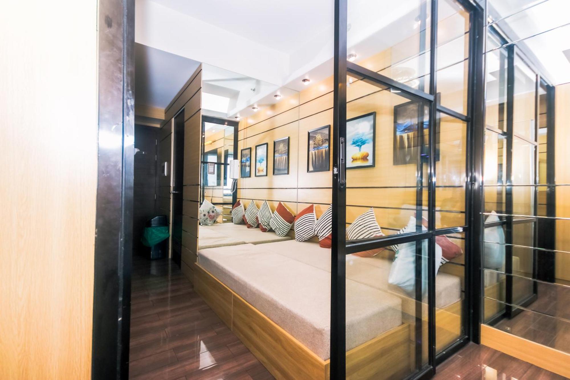 Hidden Gem Coolest Crash Spot Makati Swim Gym Park 2320