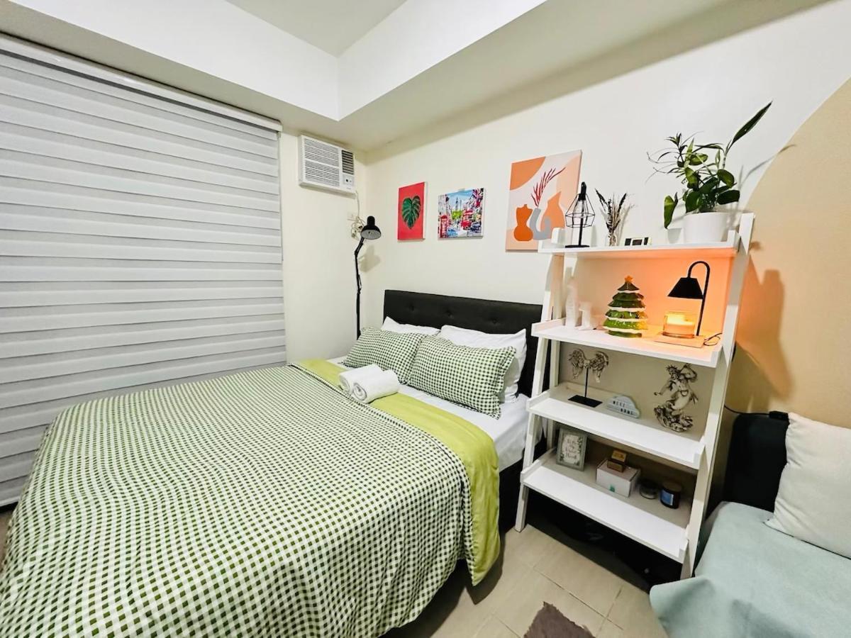 Summer Pod Basketball, Pool, Board Games Apartment *
