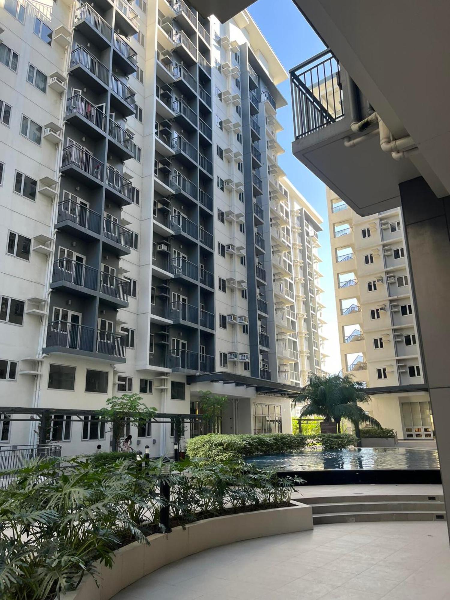 Metrostay.ph Aparthotel
