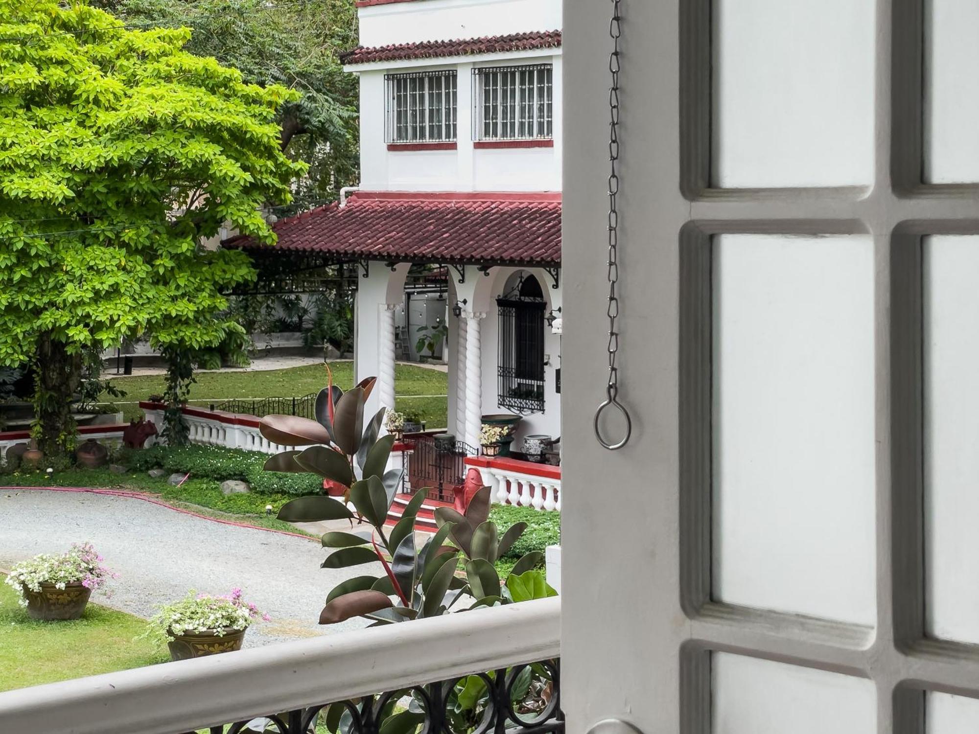 Apartment Miranamin Nest Banaba - Garden View, Shared Kitchen, Pet Friendly Manila