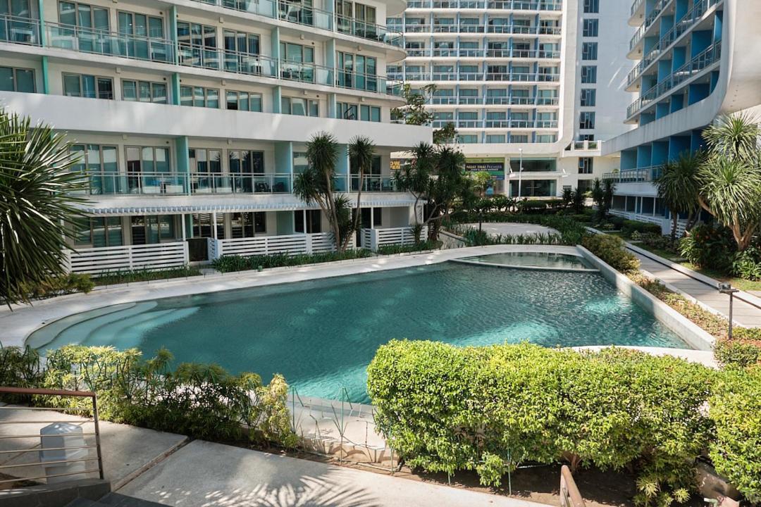 Bahamas Tower Azure Urban Residences By Nestled Nook Manila