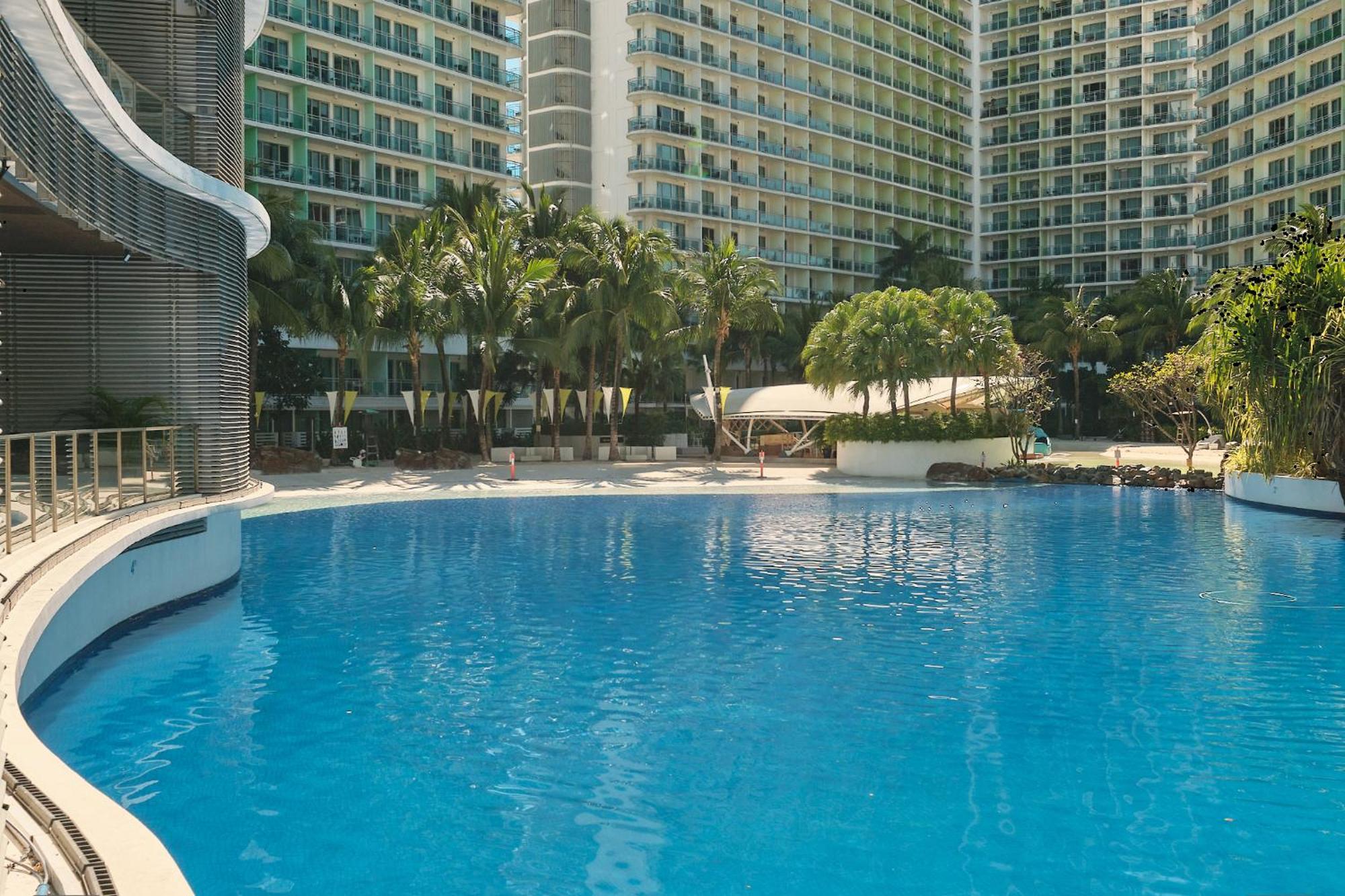Bahamas Tower Azure Urban Residences By Nestled Nook