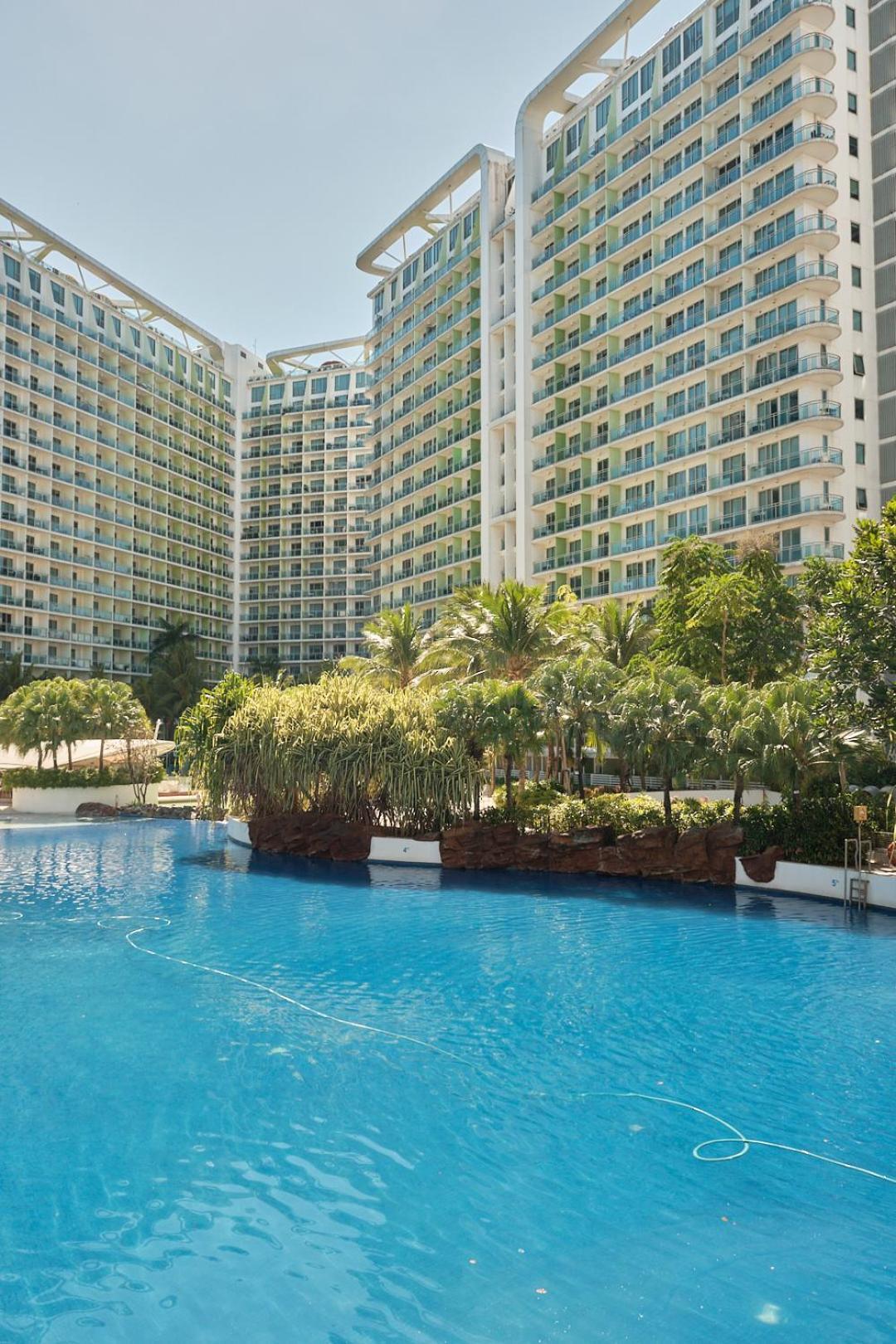 Bahamas Tower Azure Urban Residences By Nestled Nook * Manila