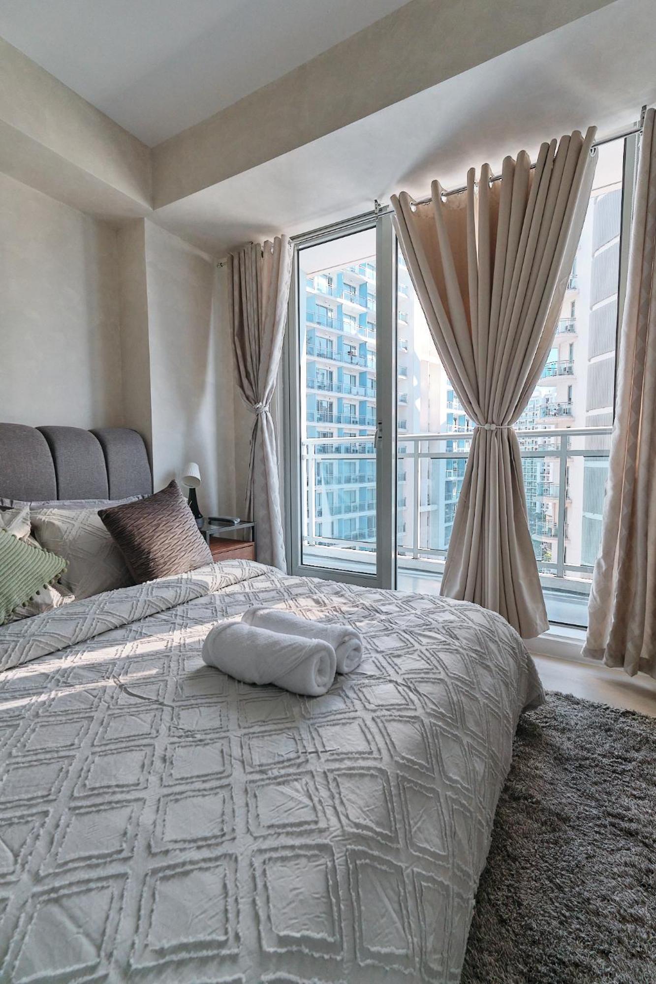 Bahamas Tower Azure Urban Residences By Nestled Nook