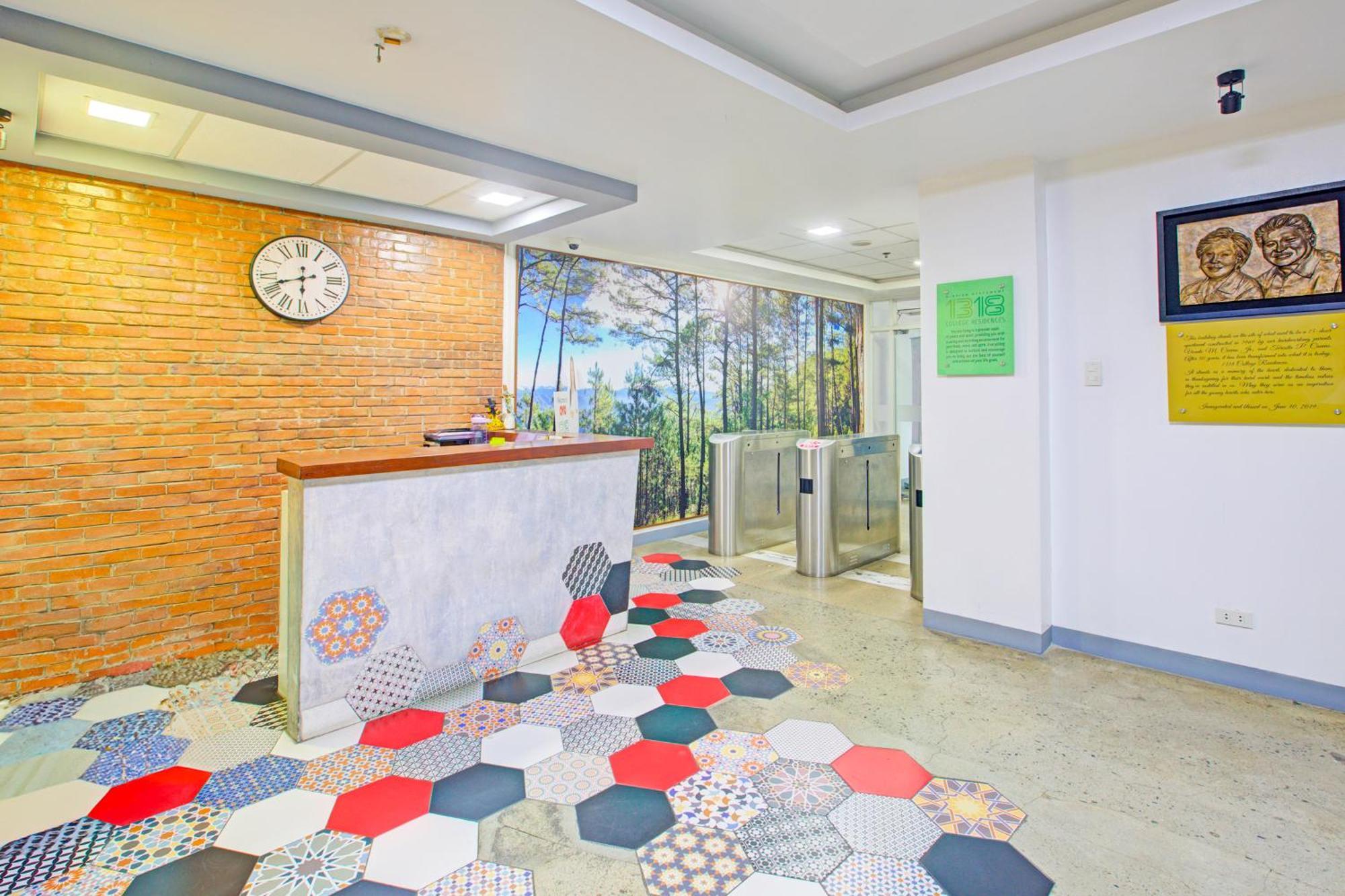 Hotel Townhouse 1318 Residences