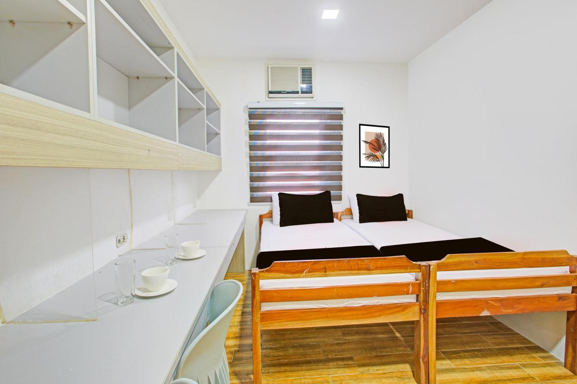 Hotel Townhouse 1318 Residences Manila