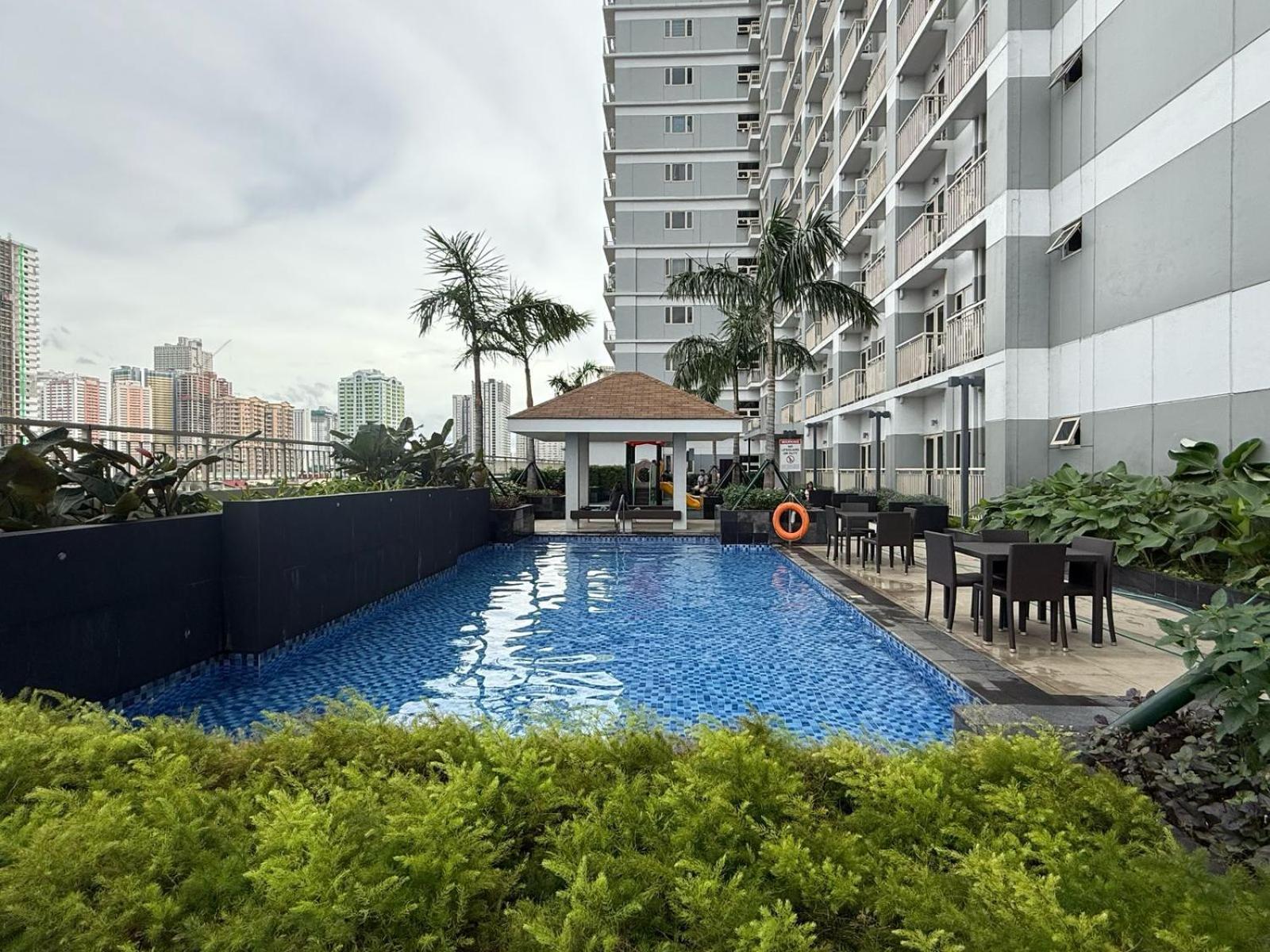 Apartment 2 Bedroom Near Picc, Ccp, Wtc & Star At Coast Residences, Pasay Manila
